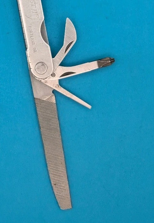 Leatherman PST 2 Multi Tool! 03/01 date stamp! Fast Shipping! With Sheath!