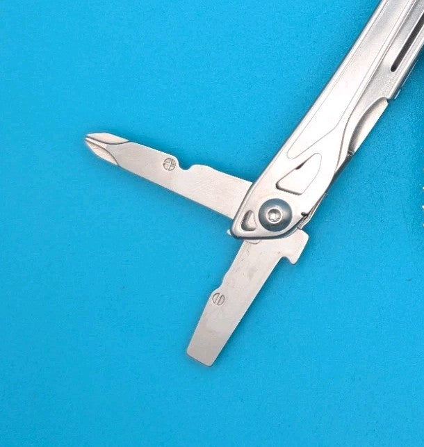 Leatherman Sidekick Multi-Tool, Knife, Pliers, Saw, Stainless!
