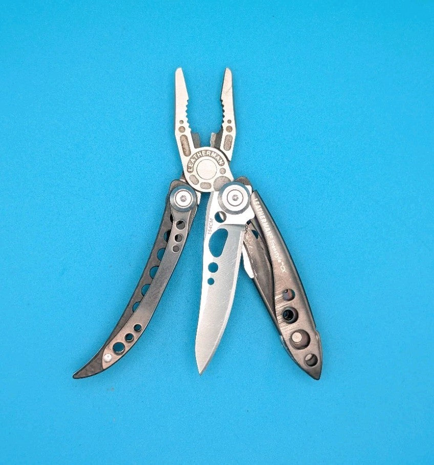 Leatherman Freestyle CX Multi-Tool - Discontinued - FAST SHIPPING!