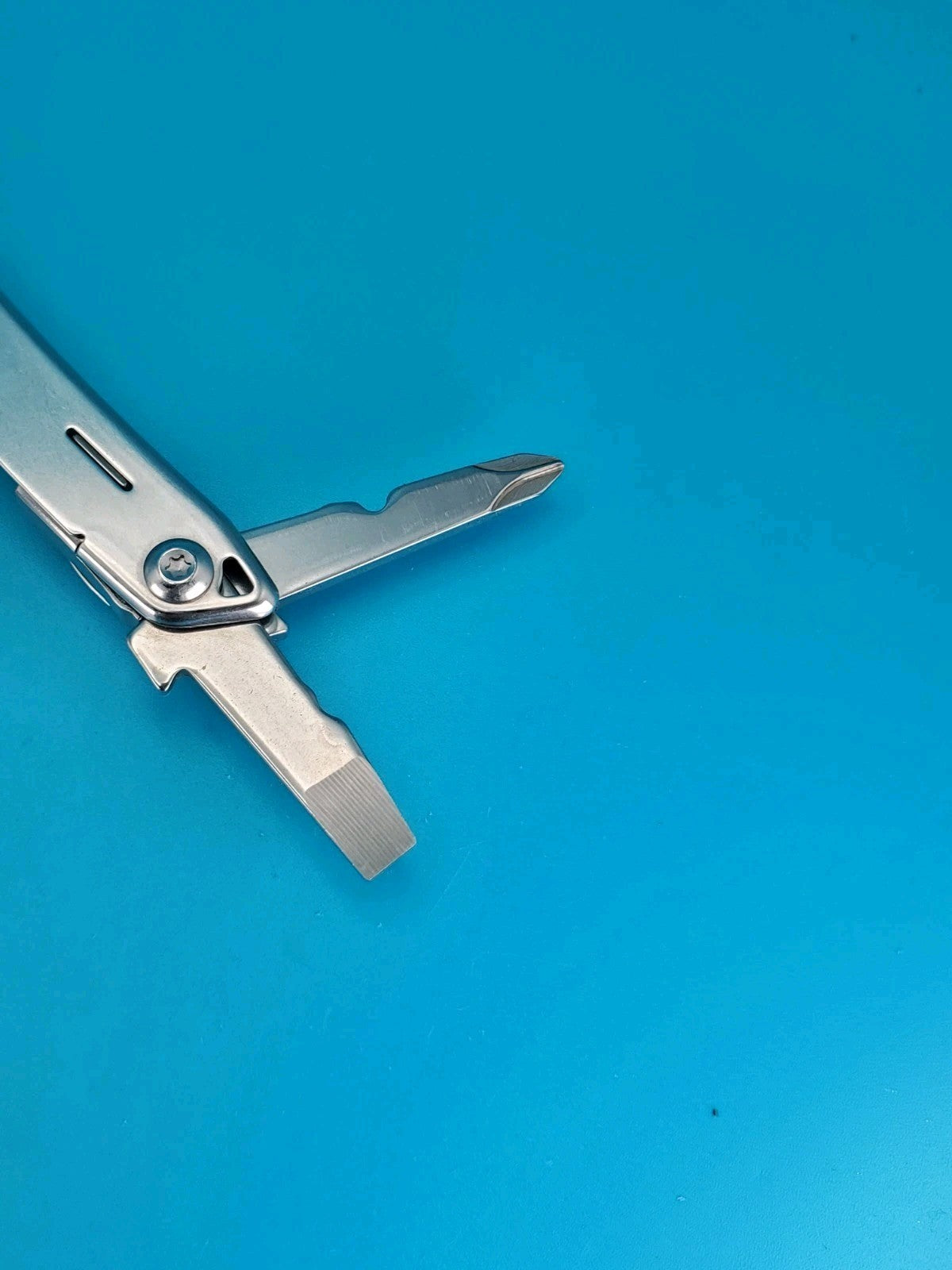 Leatherman Sidekick Multi-Tool, Knife, Pliers, Saw, Stainless!