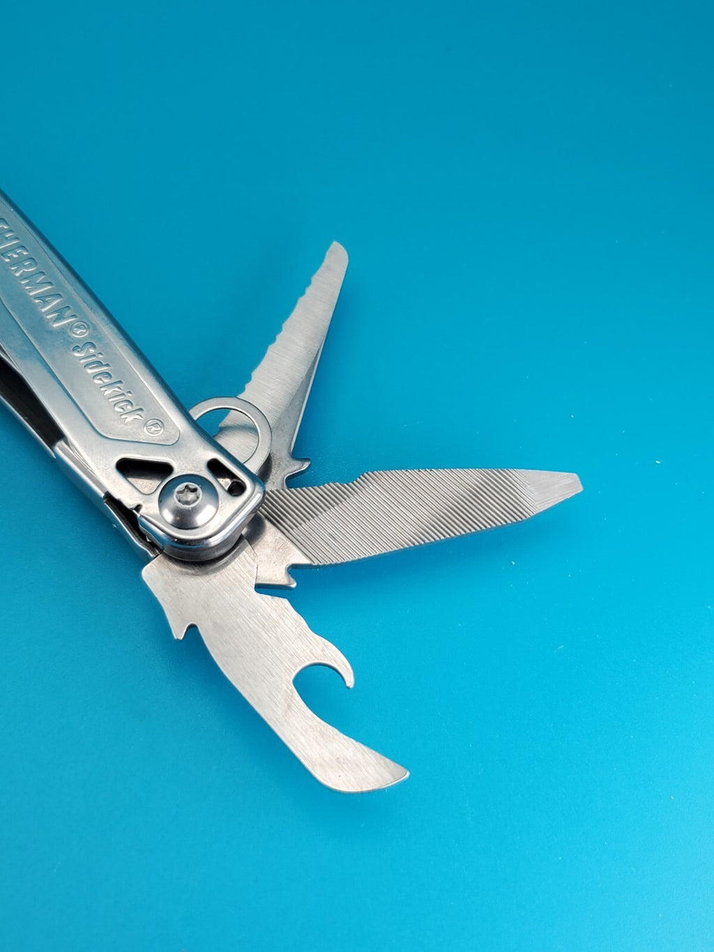 Leatherman Sidekick Multi-Tool, Knife, Pliers, Saw, Stainless! With Sheath!