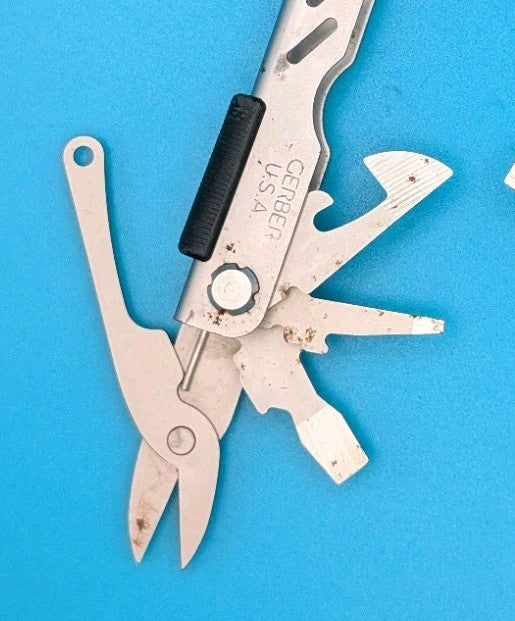 Gerber MP400 Compact Multitool Stainless Steel! USED/SOME RUST