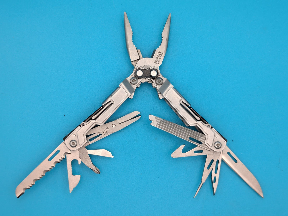 SOG PowerPint Tool Compact Lightweight Silver Multi-Tool!