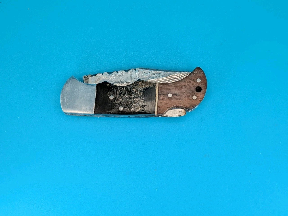 Zelus Damascus Blade Plain Edge Lockback Knife! With Leather Sheath!