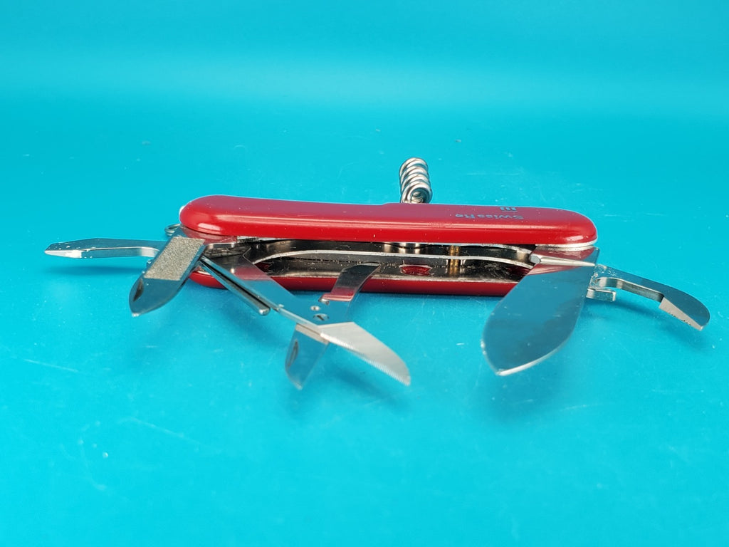 Wenger Traveler Red Swiss Army Knife Multi Tool!