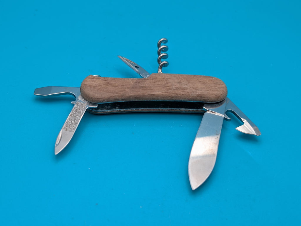 Victorinox Delemont EvoWood 10 85mm Swiss Army Knife Multi-Tool!