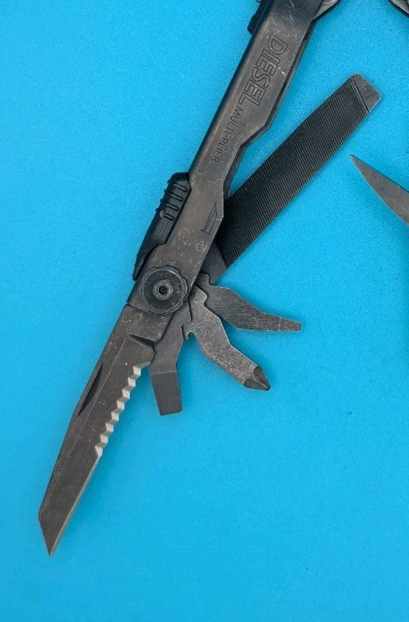 Gerber Diesel Multi Plier Multi-Tool! BLACK!