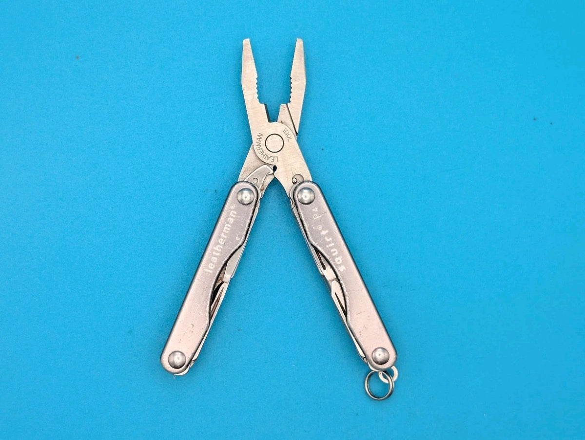 Leatherman Squirt P4 Multi-Tool, Key Ring, Retired, GRAY!