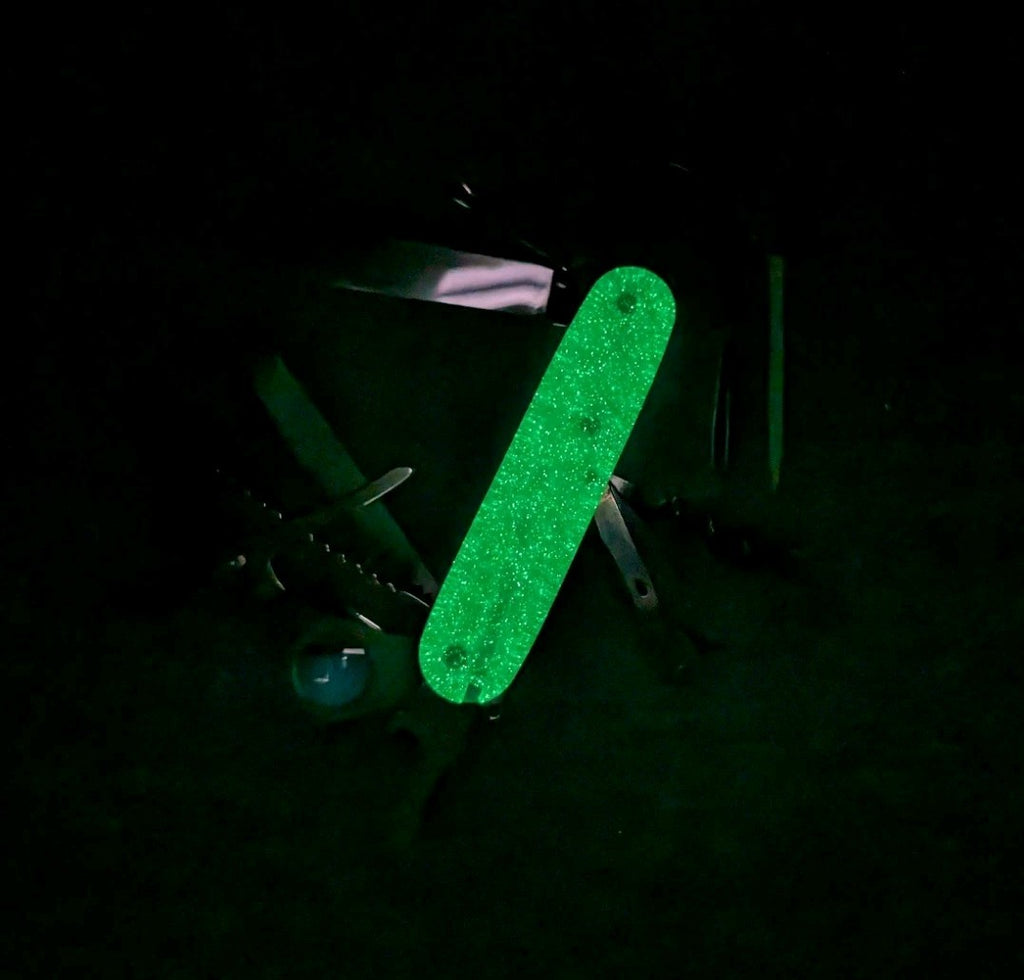 Victorinox Champion Firefly Green Glow in the Dark Swiss Army Knife Multi Tool!