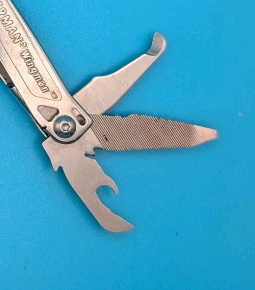 LEATHERMAN WINGMAN MULTI-TOOL! FAST SHIPPING!