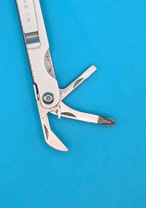 Leatherman SideClip Multi-Tool! With Sheath! 06/98 DATE STAMP! RARE!