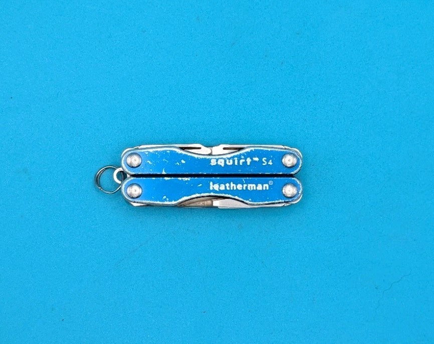 Leatherman Squirt S4 Multi-Tool, Key Ring, Retired, BLUE!