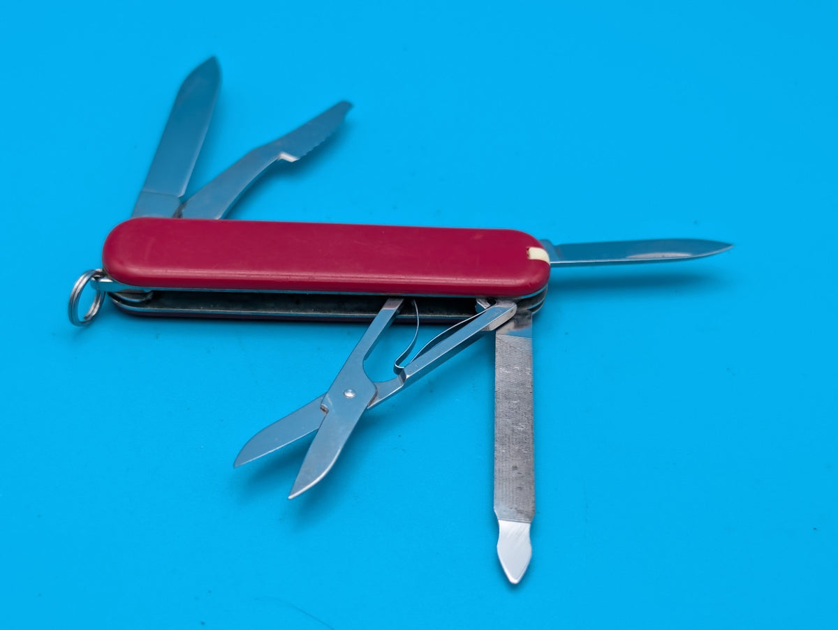 Victorinox Executive Swiss Army Knife, RED! FREE SHIPPING! RETIRED!