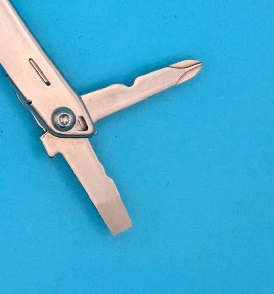 LEATHERMAN WINGMAN MULTI-TOOL! FAST SHIPPING!