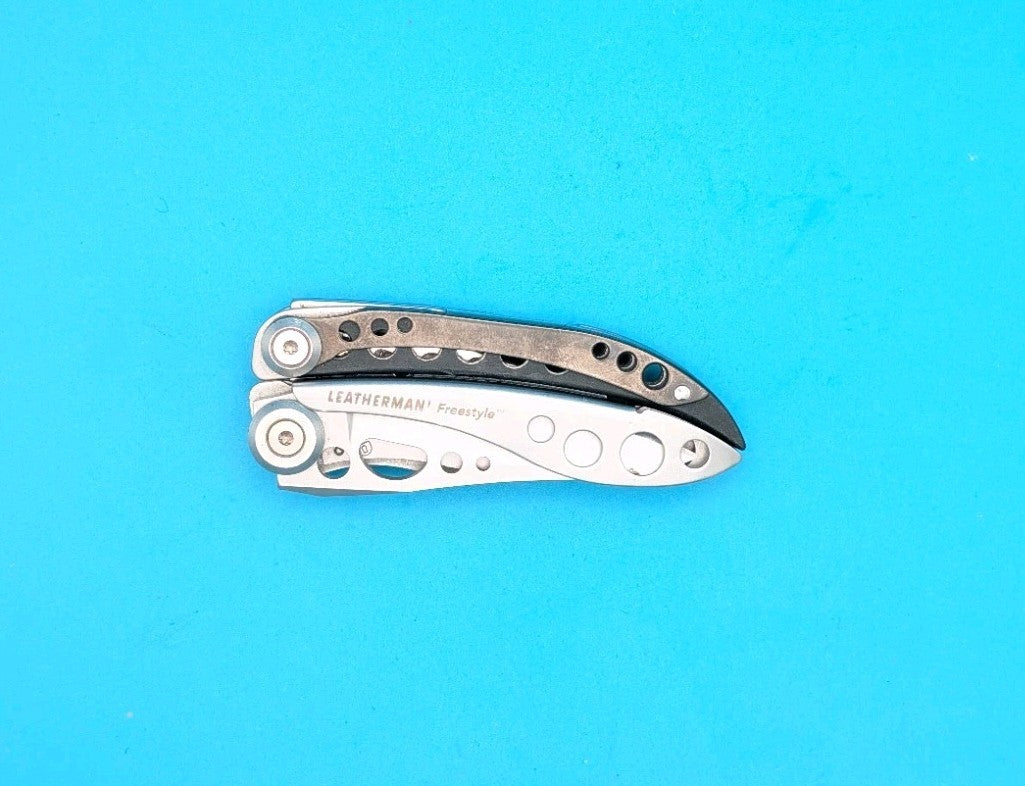 Leatherman Freestyle Multi-Tool - Discontinued - FAST SHIPPING!
