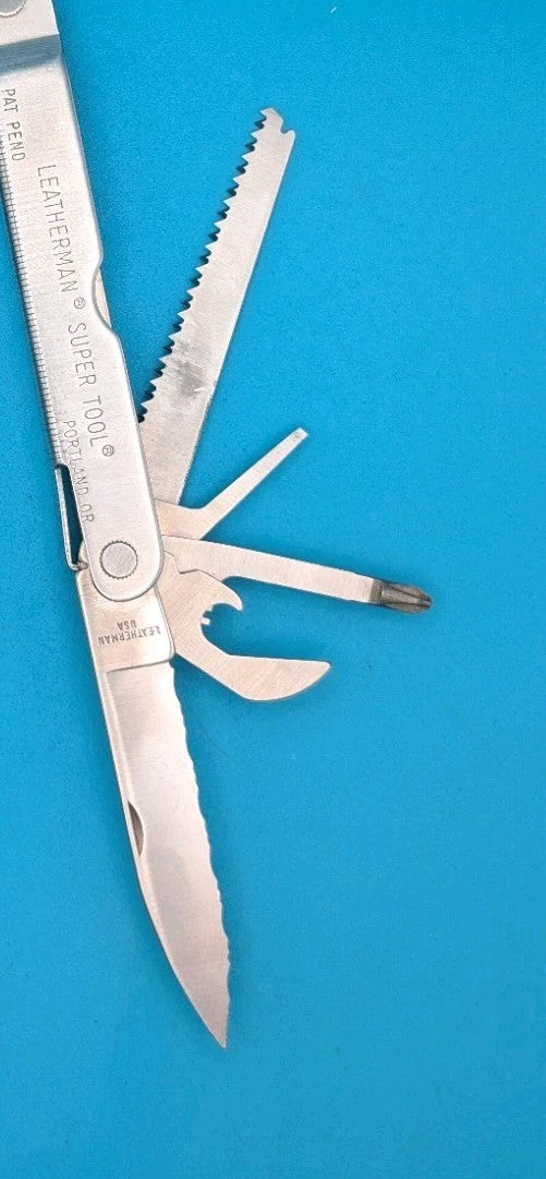 LEATHERMAN Super TOOL Multi Function Tool PLIERS, Stainless! 04/97 DATE