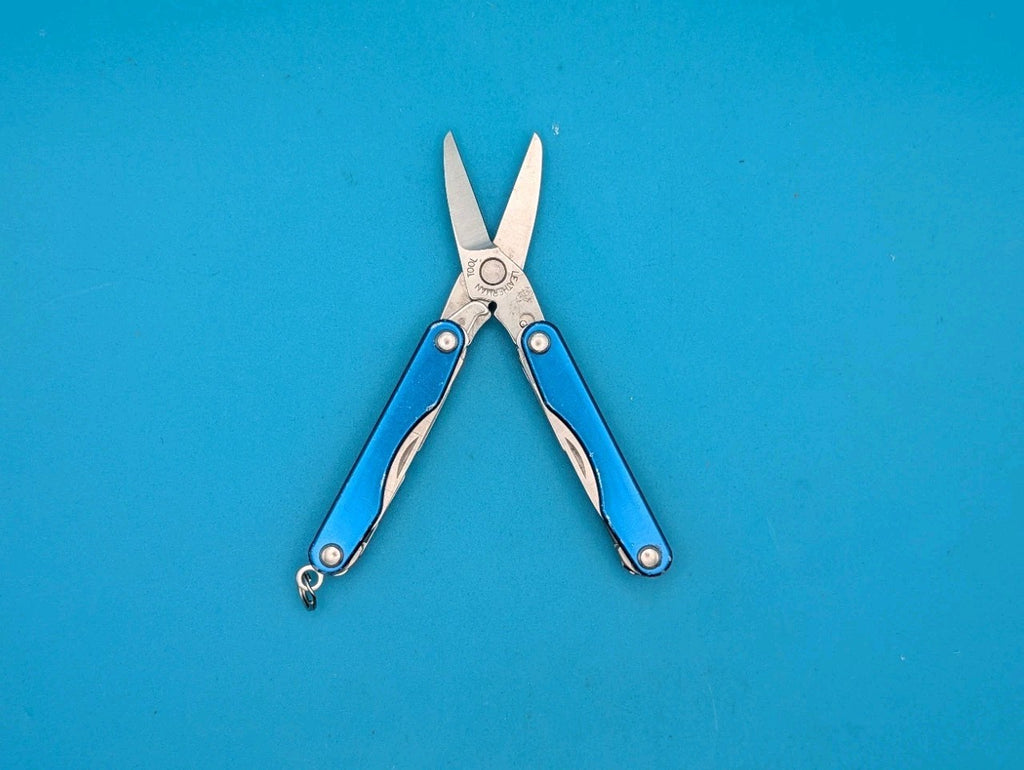 Leatherman Squirt S4 Multi-Tool, Key Ring, Retired, Blue