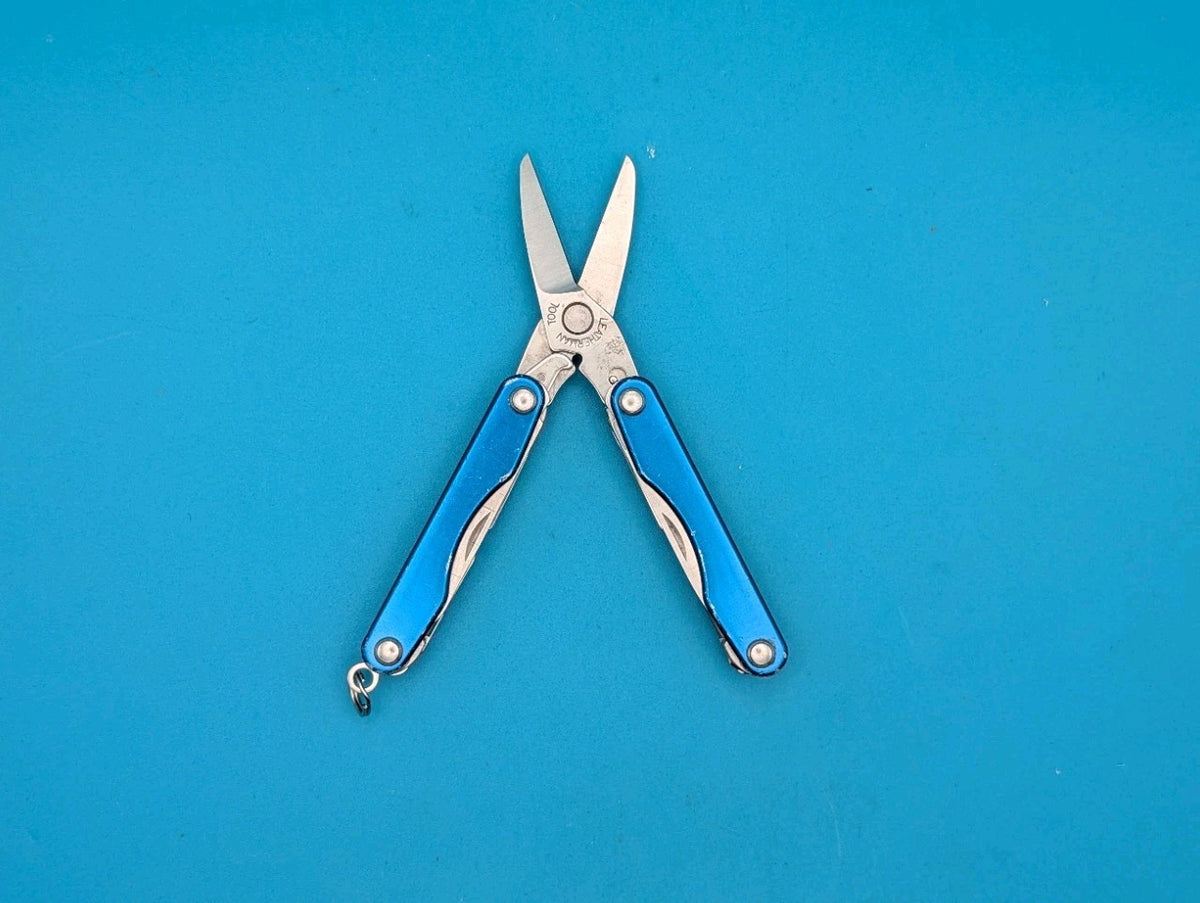 Leatherman Squirt S4 Multi-Tool, Key Ring, Retired, Blue