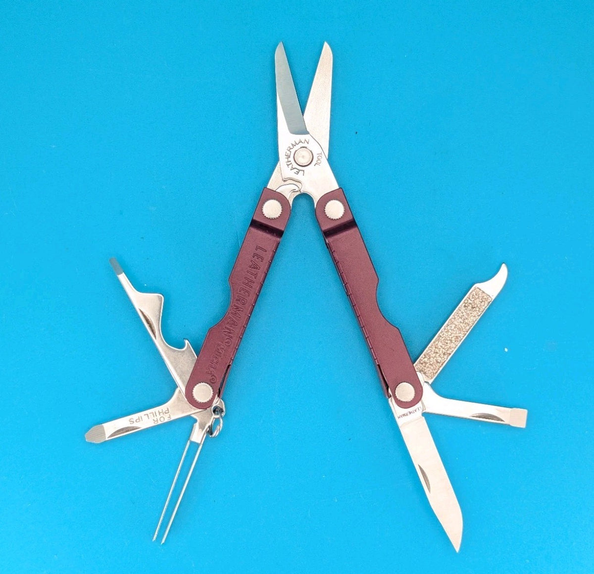 Leatherman Micra Multi-Tool, Knife, Scissors, Key Ring, Cherry Red!