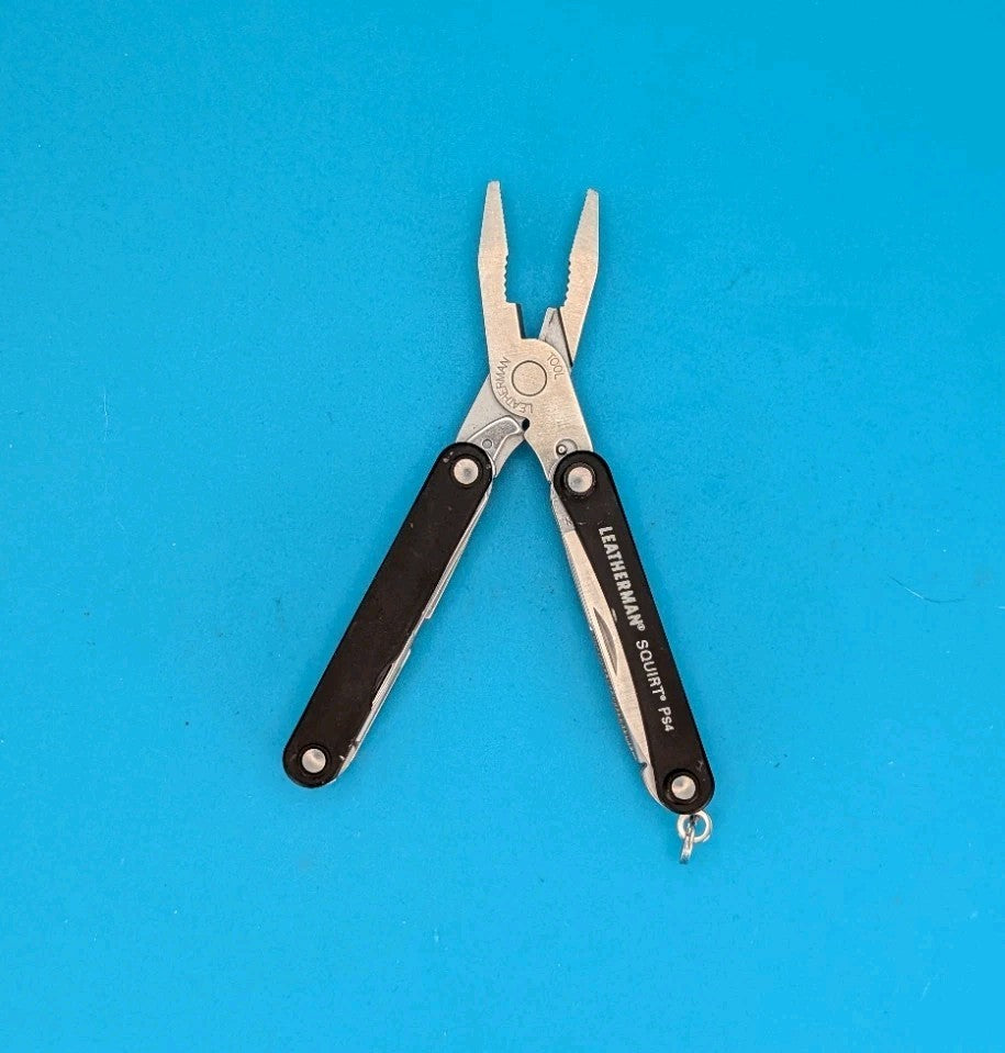 Leatherman SQUIRT PS4 Multi-Tool With Pliers Scissors Knife BLACK!