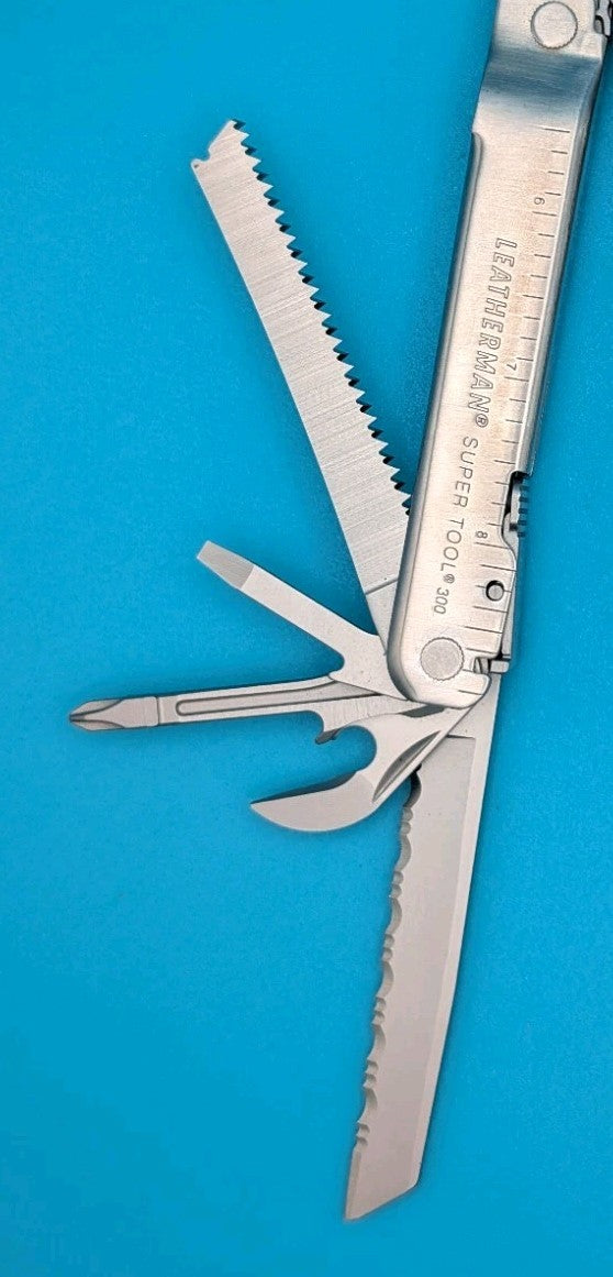 Leatherman Stainless Steel Super Tool 300 Multitool!