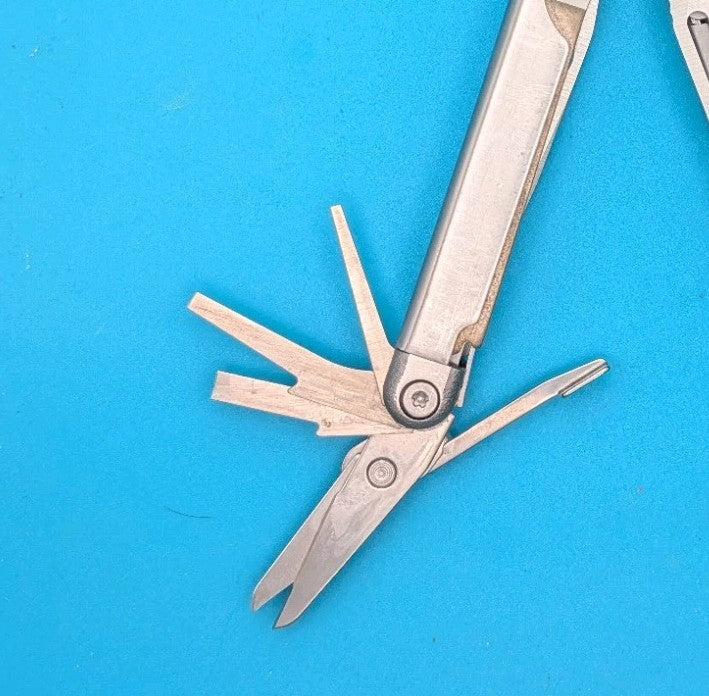 Vintage Leatherman Wave Original Multi Tool! , Dated 03/02 (MAR, 2002)