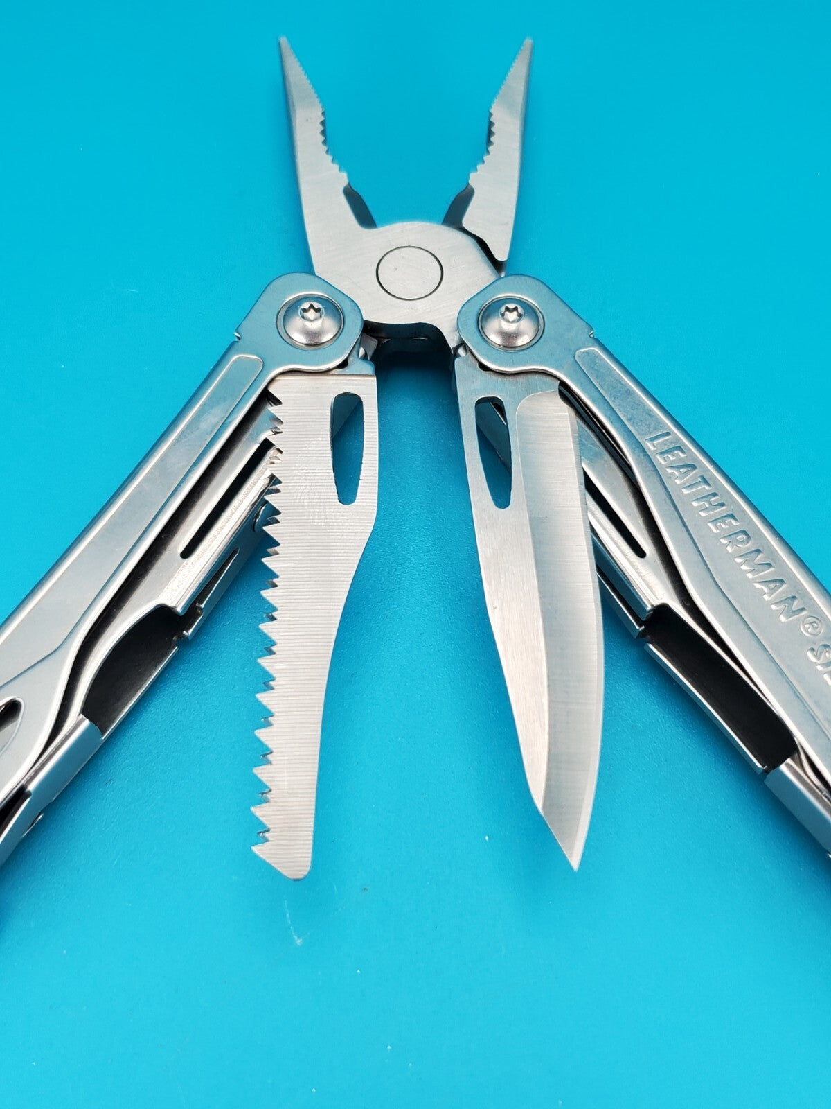 Leatherman Sidekick Multi-Tool, Knife, Pliers, Saw, Stainless! With Sheath!