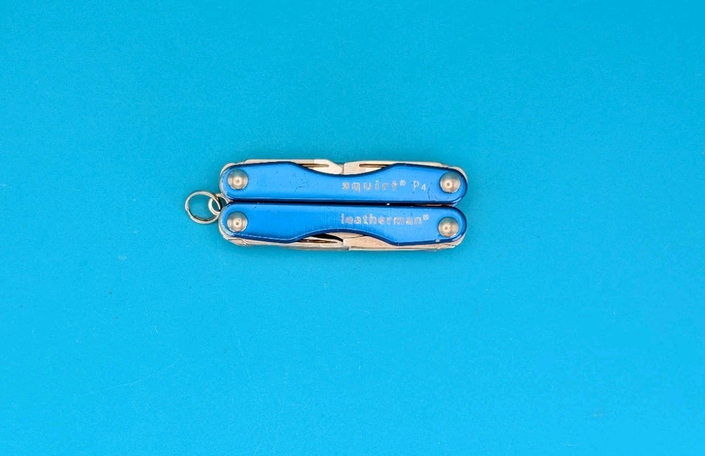 Leatherman Squirt P4 Multi-Tool, Key Ring, Retired, BLUE!