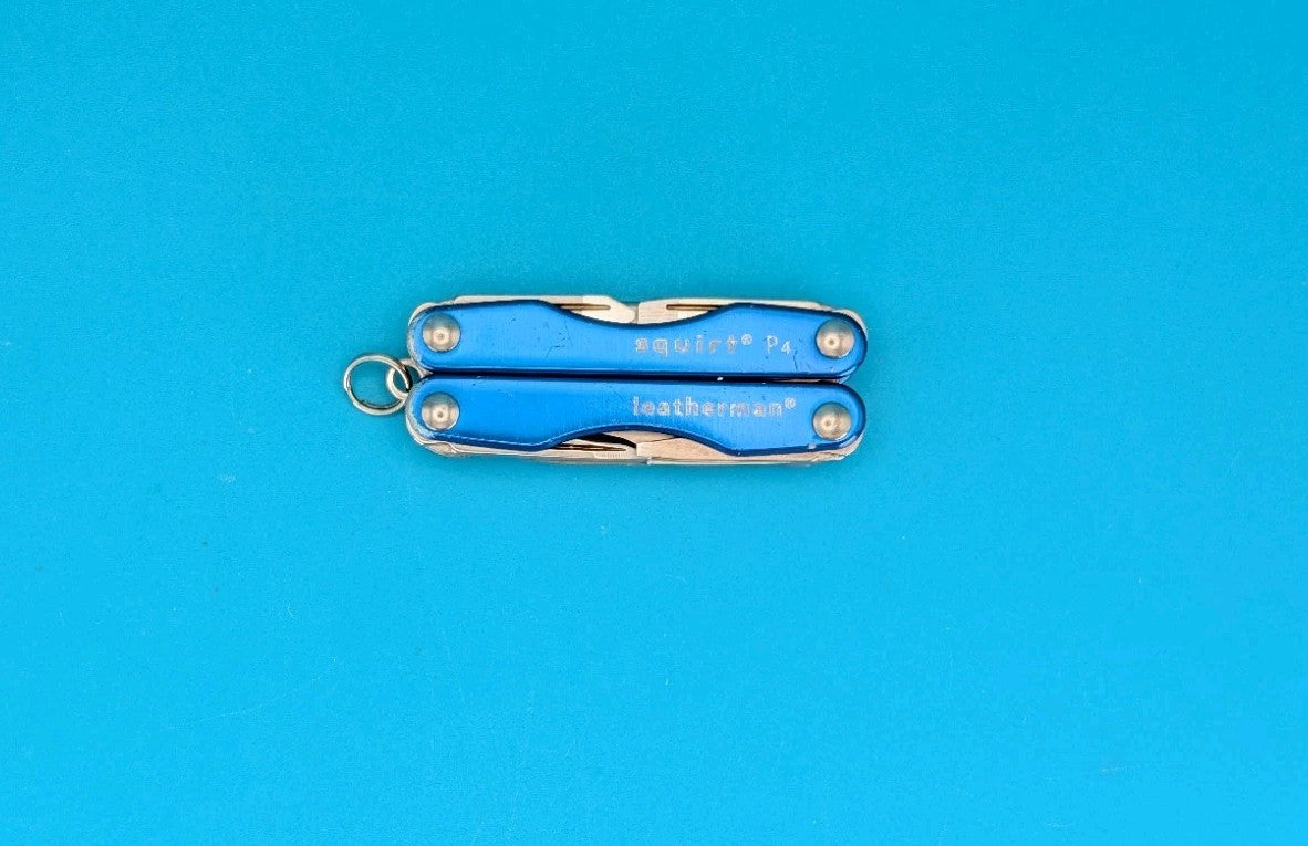 Leatherman Squirt P4 Multi-Tool, Key Ring, Retired, BLUE!