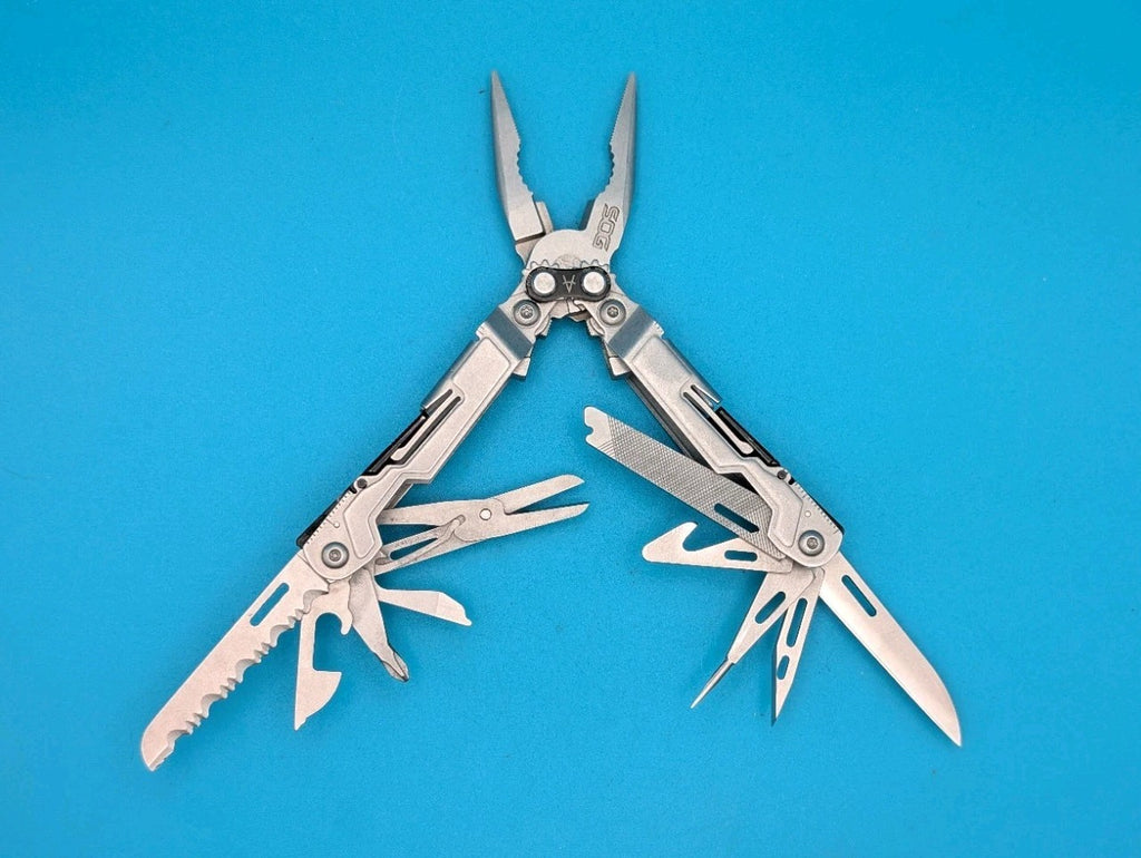 SOG PowerPint Tool Compact Lightweight Silver Multi-Tool!
