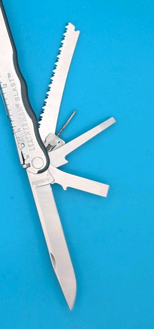 Leatherman BLAST Multi-Tool , Retired Multitool w/ Knife Pliers