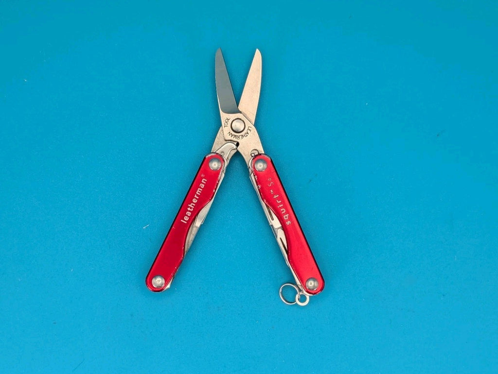 Leatherman "Squirt S4" Stainless Steel Multi Tool - RED!