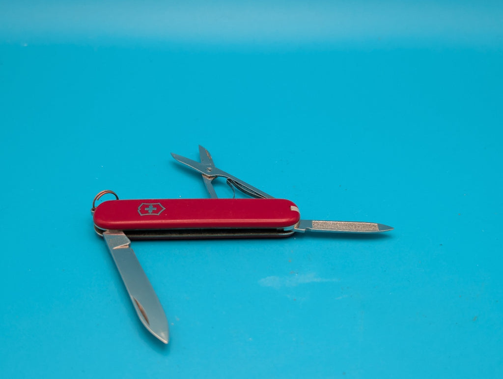 Victorinox Ambassador 74mm Swiss Army Knife Multi Tool!