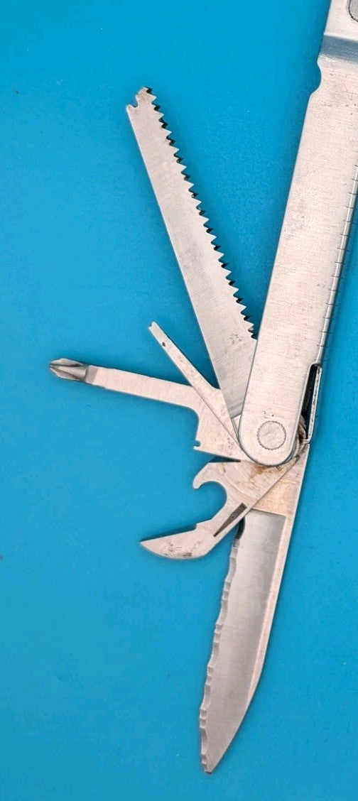 LEATHERMAN Super TOOL Multi Function Tool PLIERS, Stainless! 01/99 DATE