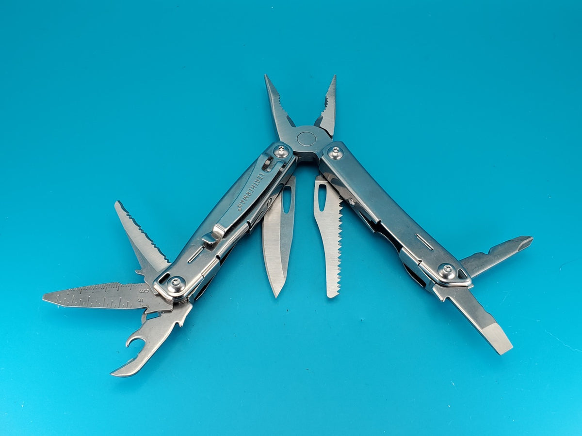 Leatherman Sidekick Multi-Tool, Knife, Pliers, Saw, Stainless! *DUNCAN AVIATION*