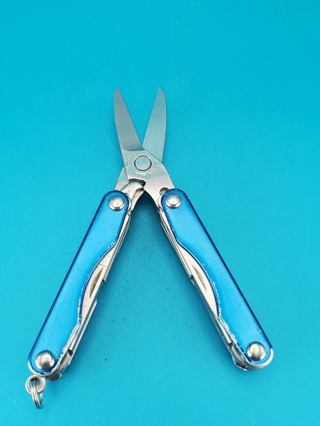 Leatherman "Squirt S4" Stainless Steel Multi Tool! BLUE!