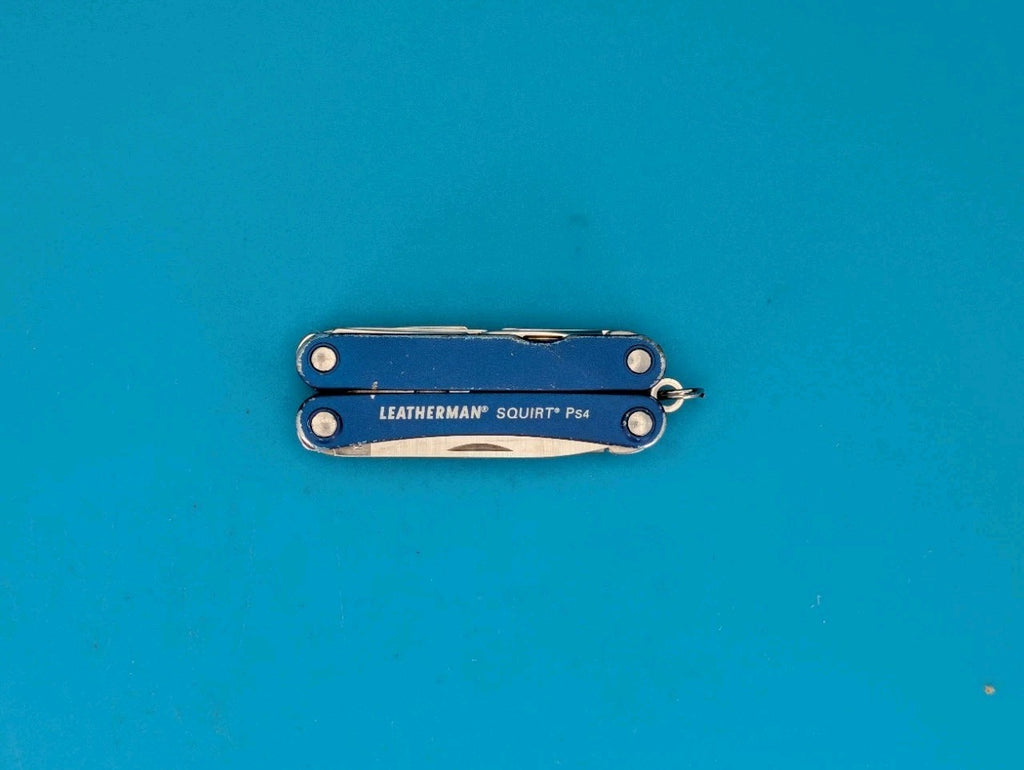 Leatherman SQUIRT PS4 Multi-Tool With Pliers Scissors Knife BLUE!