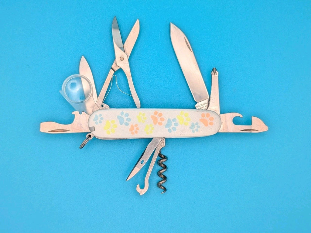 CUSTOM VICTORINOX EXPLORER GLOW IN THE DARK PAW PRINTS SWISS ARMY KNIFE!
