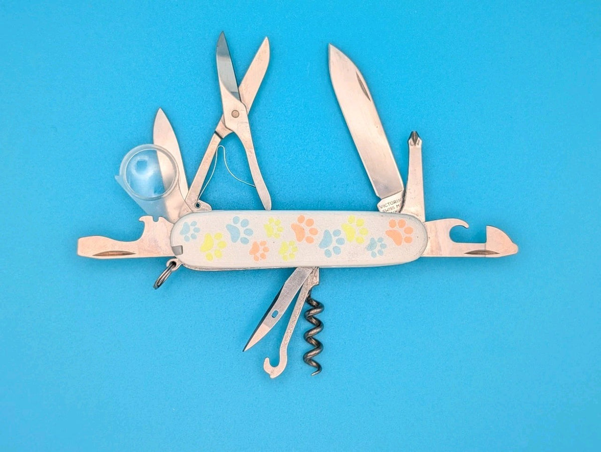CUSTOM VICTORINOX EXPLORER GLOW IN THE DARK PAW PRINTS SWISS ARMY KNIFE!