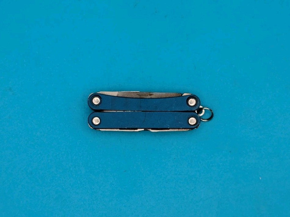 Leatherman SQUIRT PS4 Multi-Tool With Pliers Scissors Knife BLUE!