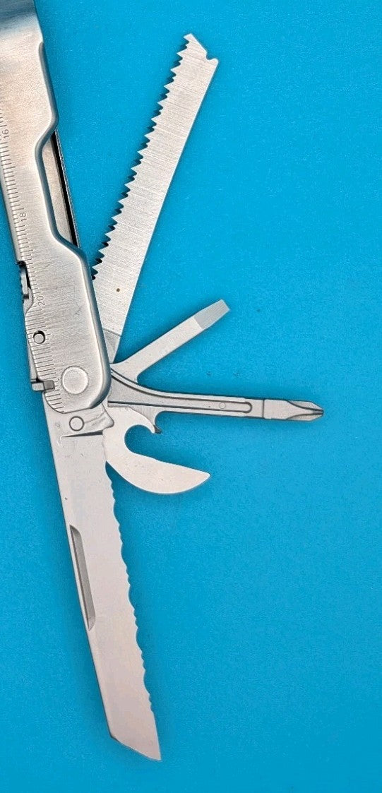 Leatherman Stainless Steel Super Tool 300 Multitool!