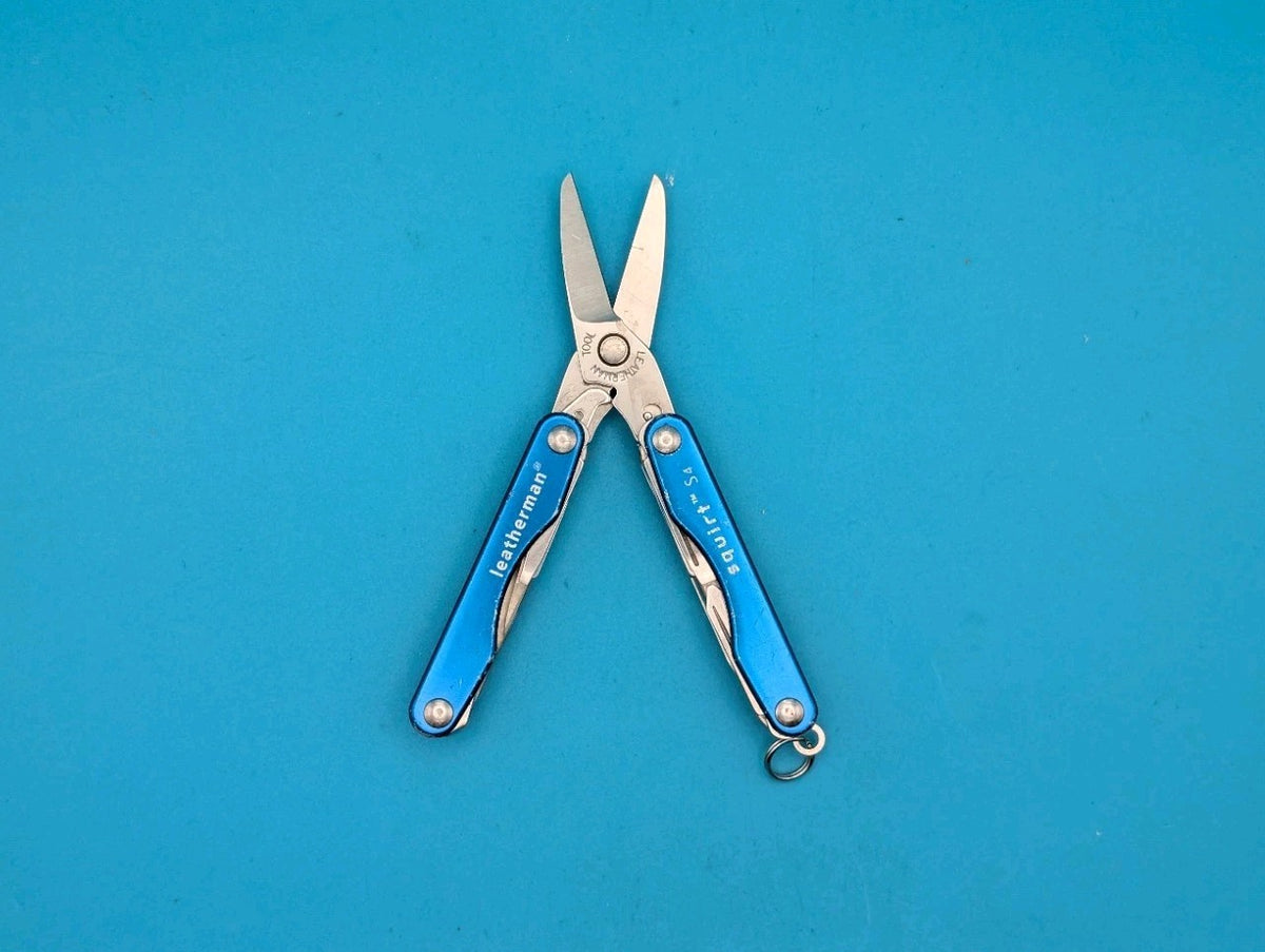 Leatherman Squirt S4 Multi-Tool, Key Ring, Retired, Blue
