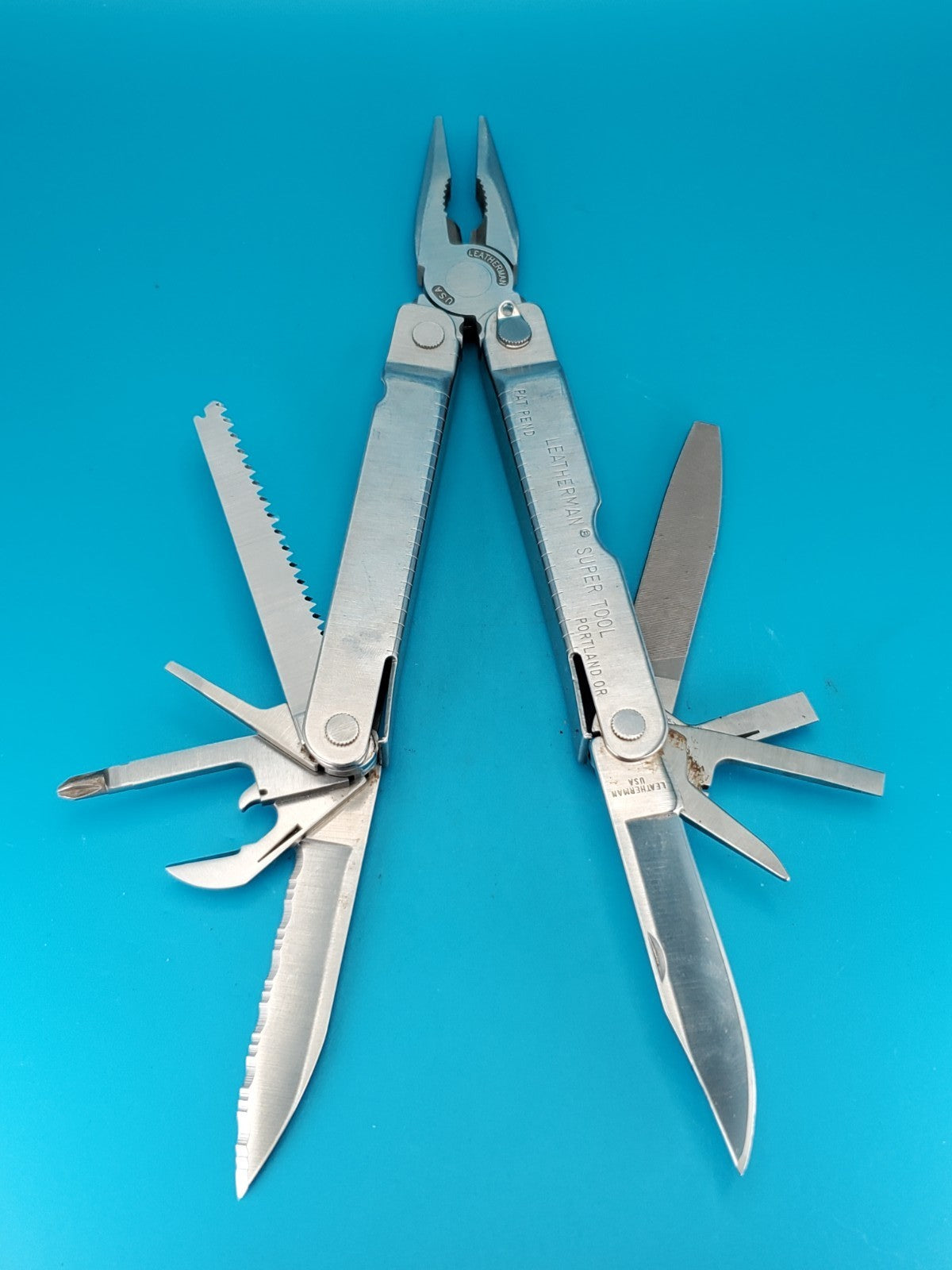 LEATHERMAN Super TOOL Multi Function Tool PLIERS, Stainless! 09/95 DATE