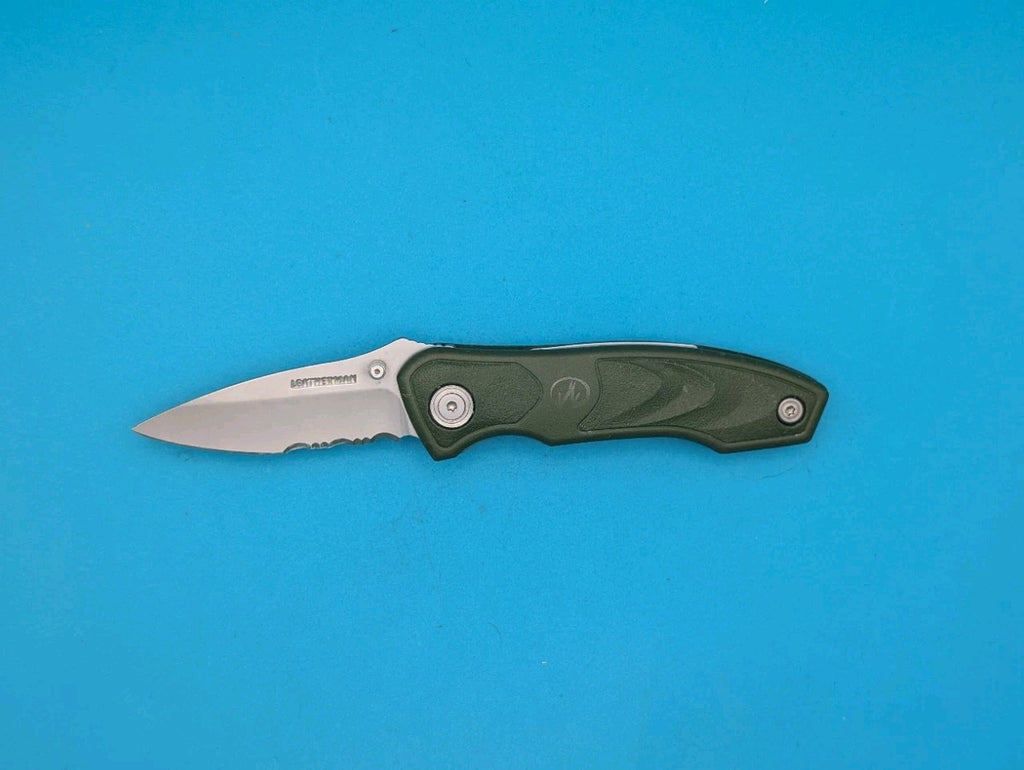 Vintage Leatherman Crater Green Combo Edge Pocket Knife! RARE!