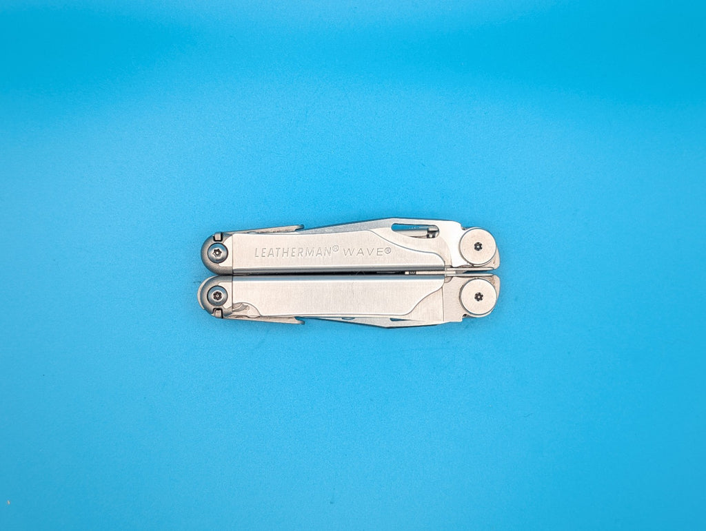 Leatherman Wave Multi Tool! Stainless! Retired! Free Shipping!