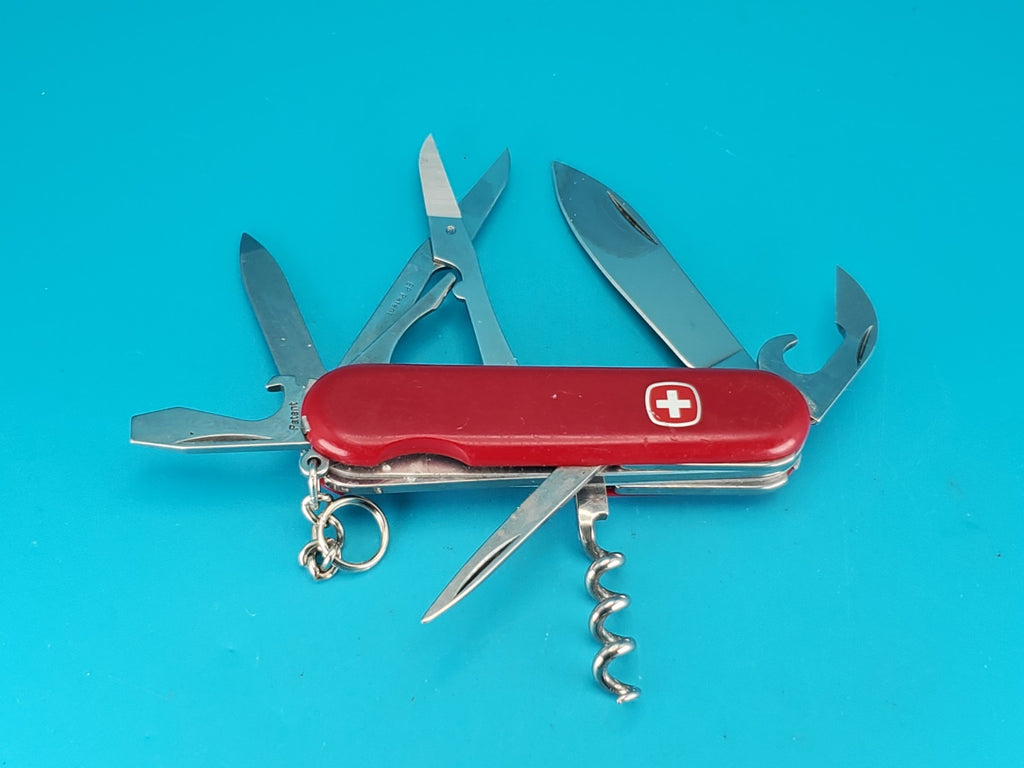 Wenger Traveler Red Swiss Army Knife Multi Tool!