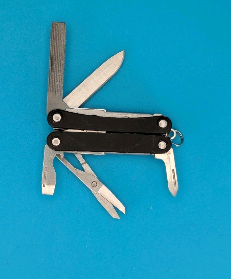 Leatherman SQUIRT PS4 Multi-Tool With Pliers Scissors Knife BLACK!