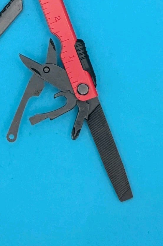 Gerber MP600 Black Oxide Multi-Tool Needle Nose Pliers! RED & BLACK! SNAP ON!