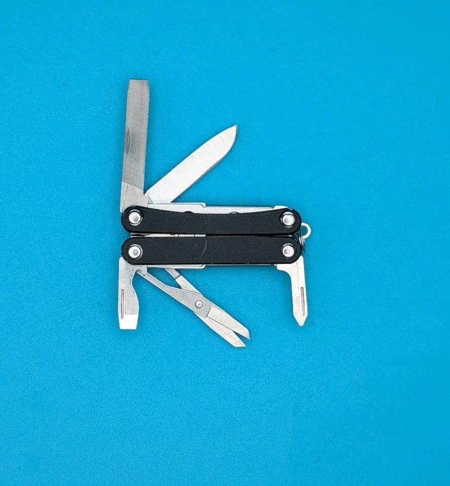 Leatherman SQUIRT PS4 Multi-Tool With Pliers Scissors Knife BLACK!
