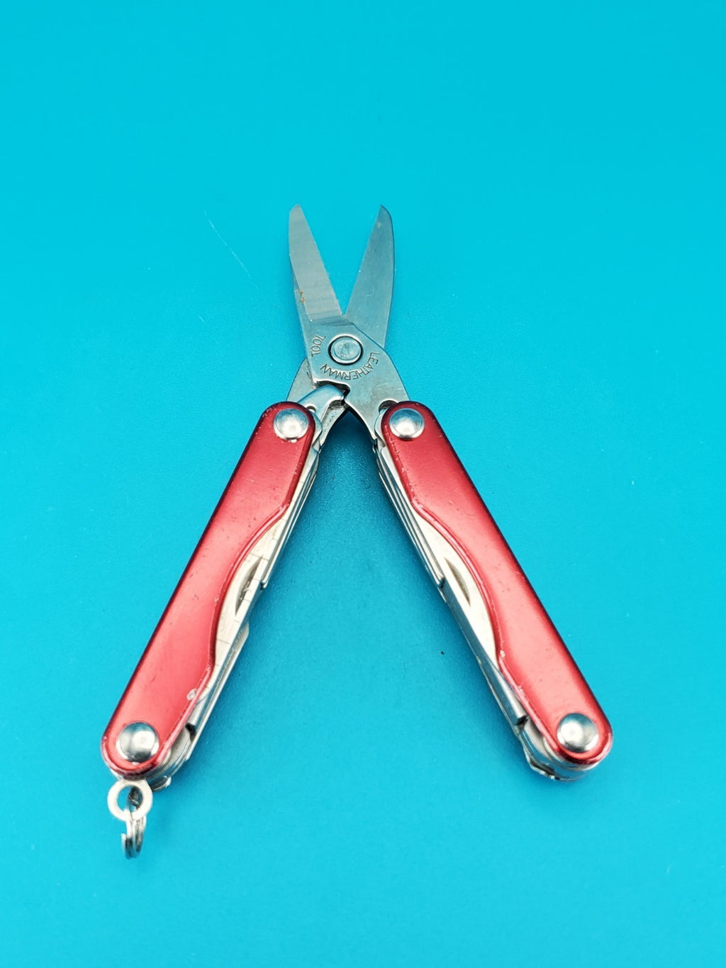 Leatherman "Squirt S4" Stainless Steel Multi Tool - RED!